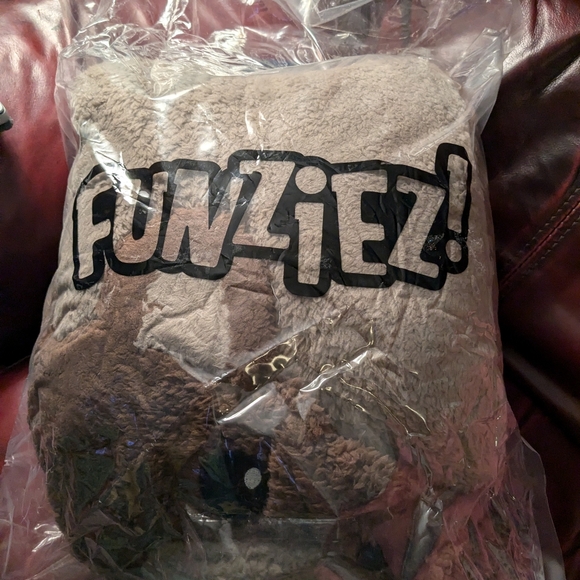 Sherpa Bear Onesie UNISEX Large - Picture 8 of 11